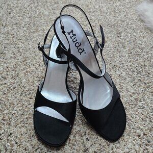 Mudd Judy Strappy Black Satin Heels Size 10M New in Box